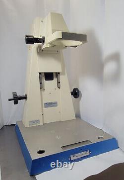 Mikro Precision Positioner, ±6½ Y Travel With 20 X 14 Heavy Duty base